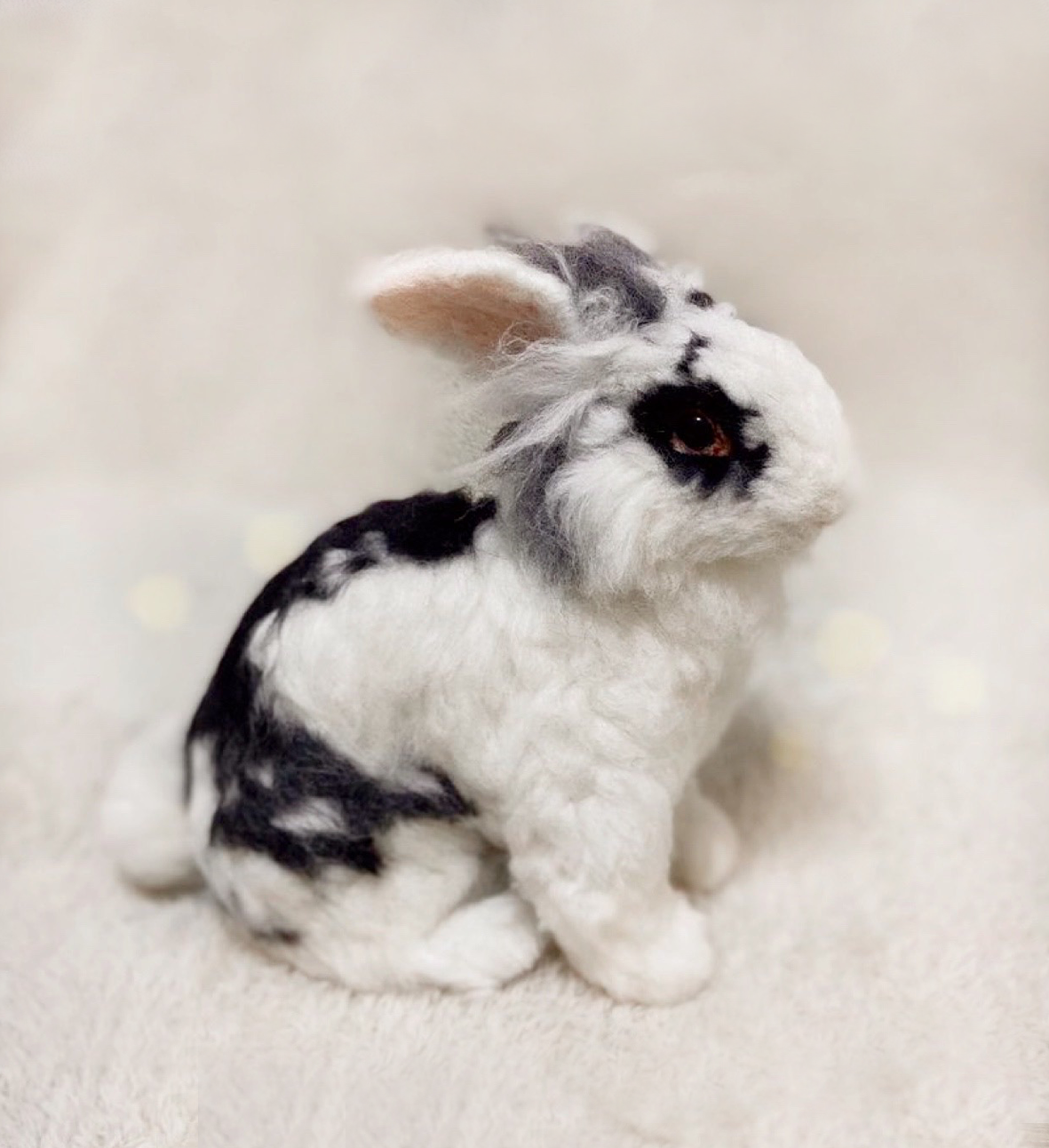 Rabbit Wool Felt Portrait｜寵物客製化兔仔｜仿真擬真兔仔包玻璃罩羊毛氈訂製｜寵物紀念（50％訂金）｜香港女生的羊毛氈小店